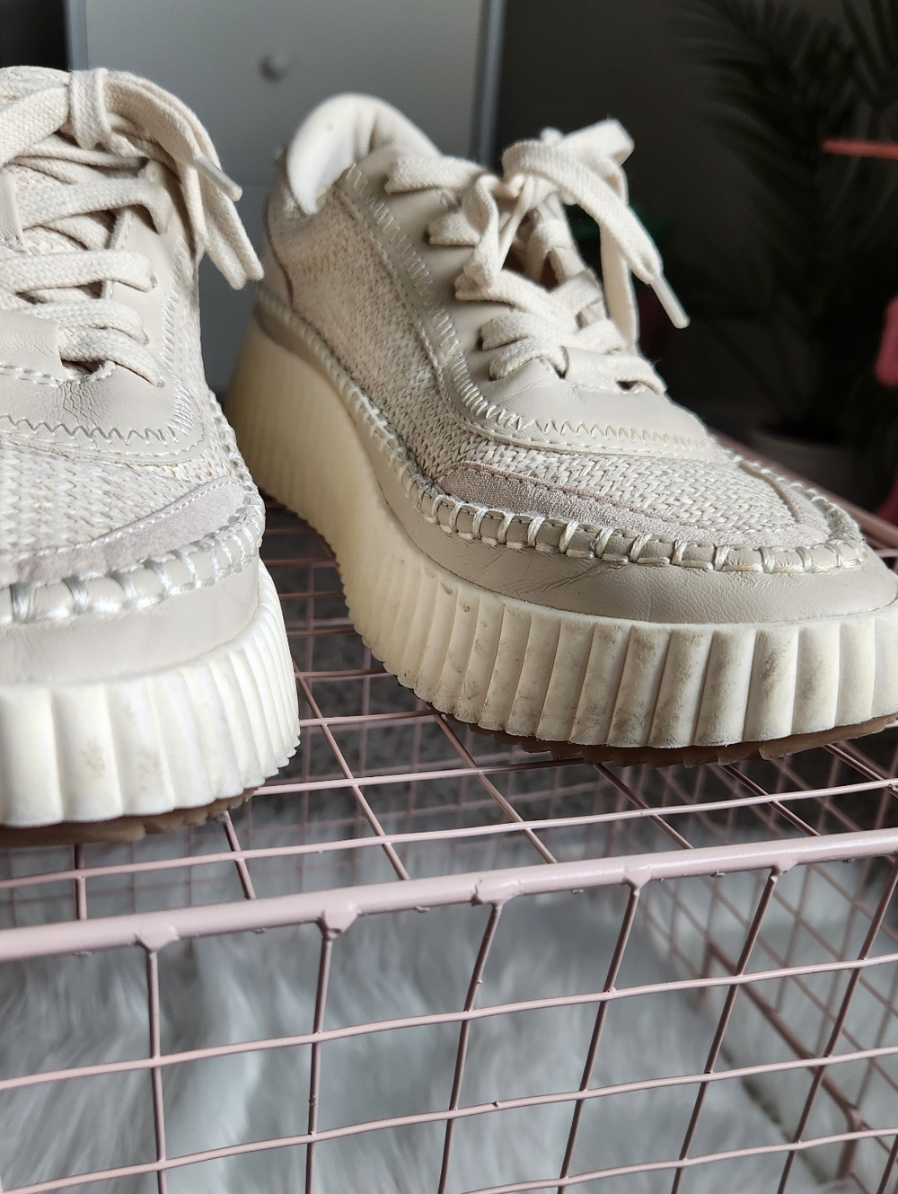 SZ 10 Dolce Vita Women's Cream Platform Sneaker - Picture 6 of 9